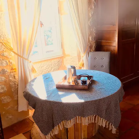 Le Clos De Lusignan-Petit