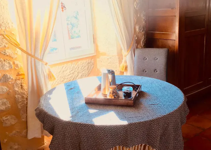 Le Clos De Lusignan-Petit